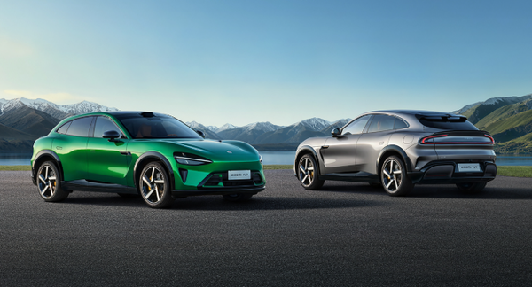 雷军现场拿小米YU7对比Model Y：三大版本完胜 还更便宜