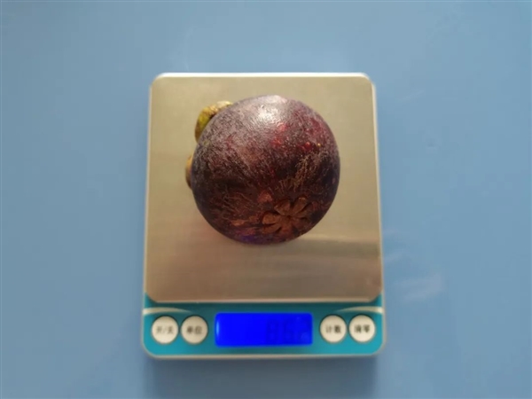 一种好吃、营养价值一般 热量还很高！但很贵的水果