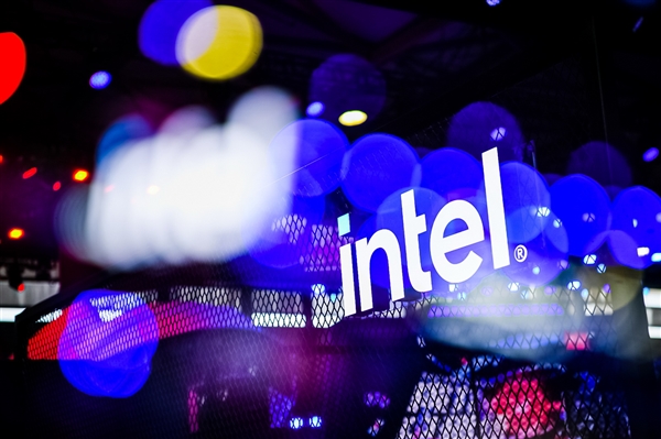 Intel新CEO陈立武整顿高层不手软！首席战略官离职-萌图百科