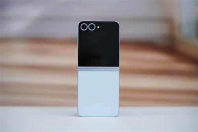 三星亲民折叠机Galaxy Z Flip7 FE首曝：售价或跌破万元大关-萌图百科
