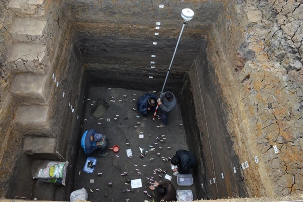 距今最久36万年！云南出土东亚最早木器 揭秘古人生存之道-萌图百科