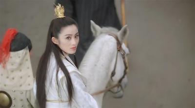李连杰回应倚天屠龙记为何没续集：当年亏麻了 没钱拍了-萌图百科