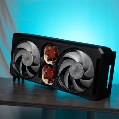 RTX 5090改造五个风扇！噪音几不可闻-萌图百科
