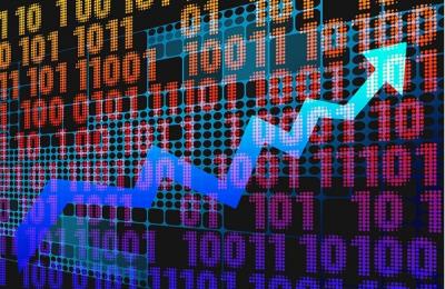 工业富联靠AI赚翻了：2025年Q2净利润同比预增最高达52%-萌图百科