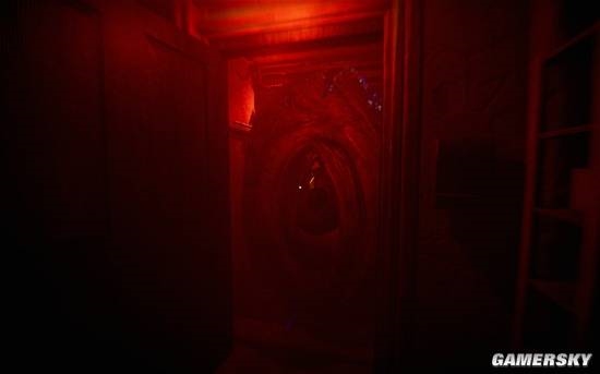 在这家旅店上夜班 见人可能比见鬼更加可怕