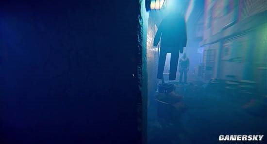 在这家旅店上夜班 见人可能比见鬼更加可怕