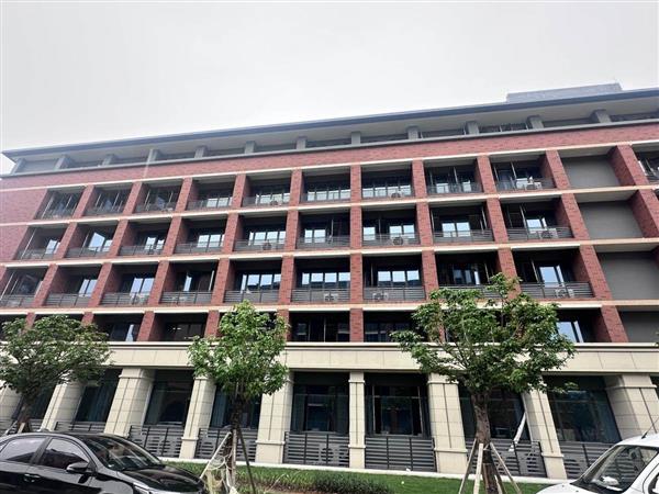 看好海尔空调制冷快！桂林一高校下单1700套-萌图百科