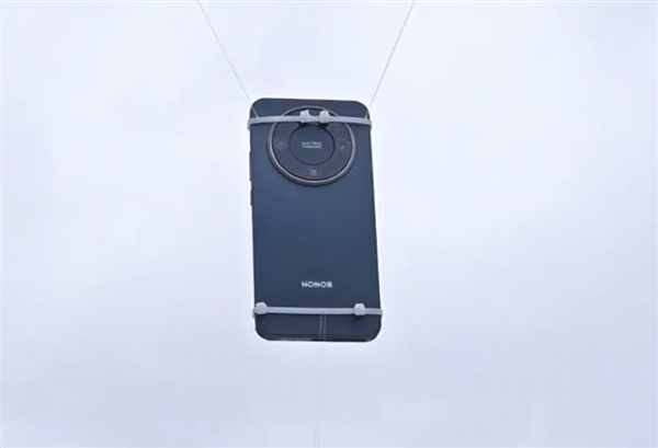 号称硬核之王！荣耀X70能挡子弹-萌图百科
