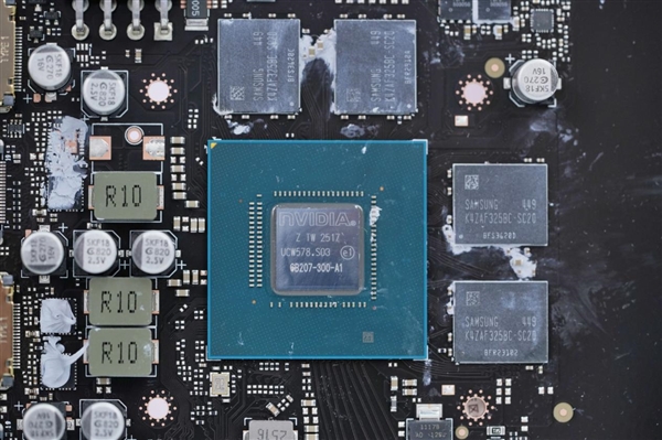 风之力散热！技嘉RTX 5050 GAMING OC显卡图赏