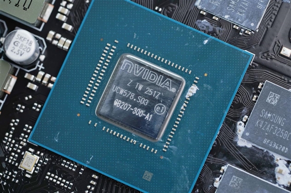 风之力散热！技嘉RTX 5050 GAMING OC显卡图赏