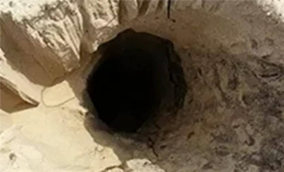意大利少年海边挖沙洞不慎将自己活埋40分钟：当场身亡-萌图百科