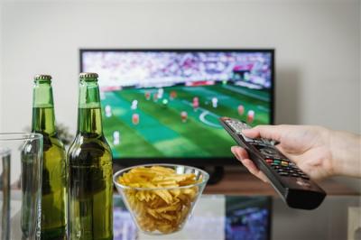0-7大败后！央视今晚直播国足对阵日本 已丢2球：你觉得能赢吗-萌图百科