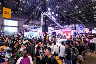 BW2025 ROG玩+乐园 华硕显卡引爆次元狂欢-萌图百科