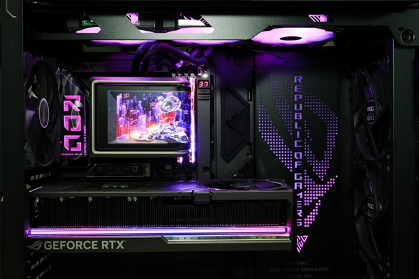 华硕主板撼动BW2025 ROG玩+乐园引玩家狂欢