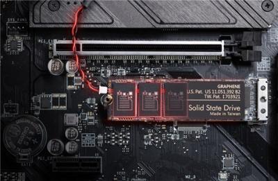 全球首款自毁SSD！一键毁灭全部数据 断电也不怕-萌图百科