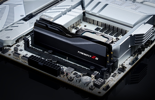 芝奇DDR5内存由法国超频好手bl4ckdot创下DDR5-12872最高速度超频世界纪录