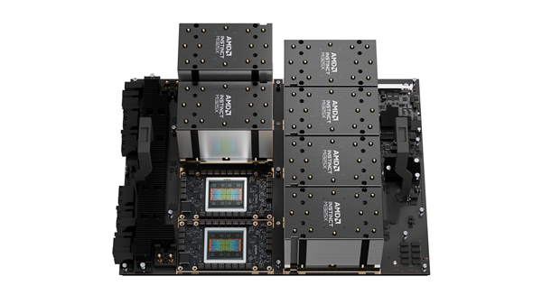 全球首个直触液冷！北美最大AI训练基地配备8192块AMD MI325X加速卡、2048TB显存