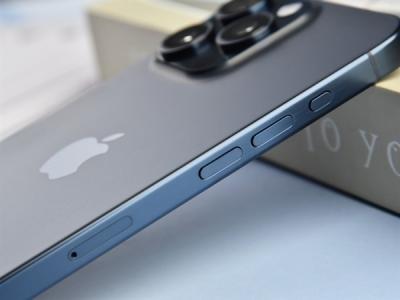 iPhone 17系列重回铝合金中框：仅iPhone 17 Air保留钛合金-萌图百科