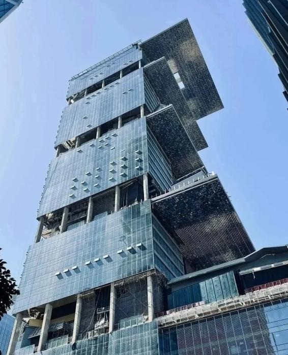 腾讯广州总部大楼开启运营：设置4道单边悬挑平台