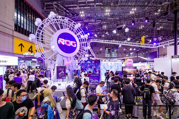 硬核狂欢！ROG高性能台式机燃爆BW 2025 助力玩家享受极致电竞体验-萌图百科