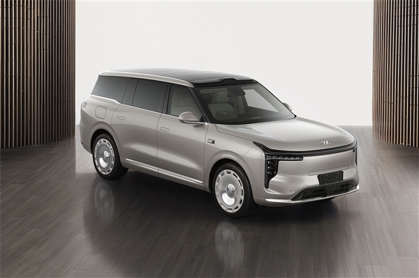 国产9字辈大SUV+1！上汽智己LS9官图发布：凯雷德即视感
