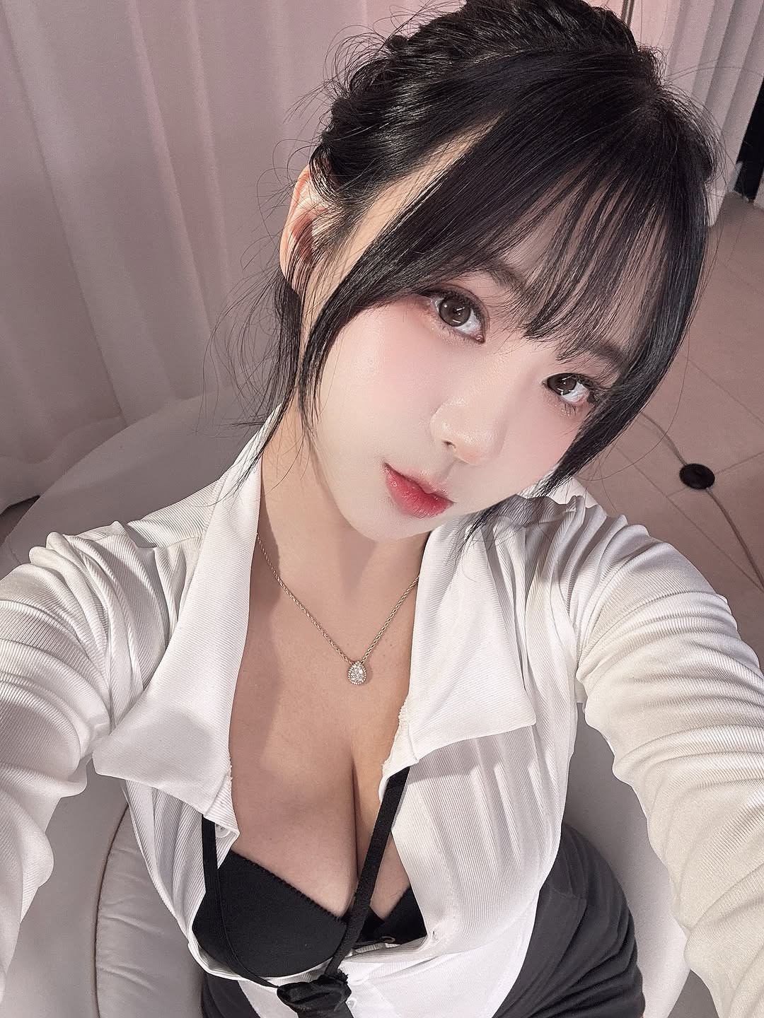 韩国美女网红主播福利图赏 性感御姐火辣的身材