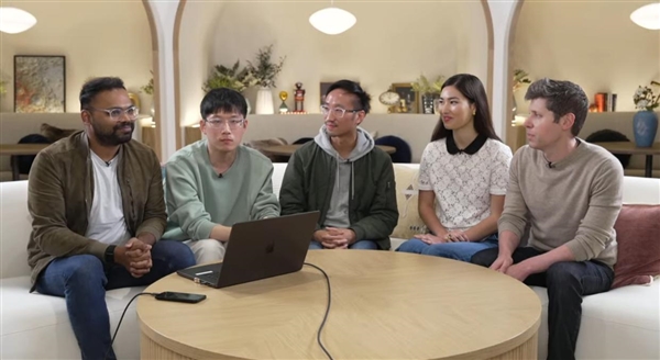 OpenAI发布最强ChatGPT智能体：能写代码、做PPT、分析金融-萌图百科