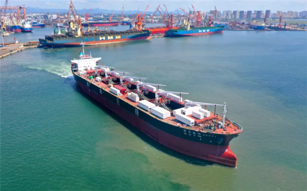全球首艘！8万吨级通海养殖工船“森海先锋”完成交付