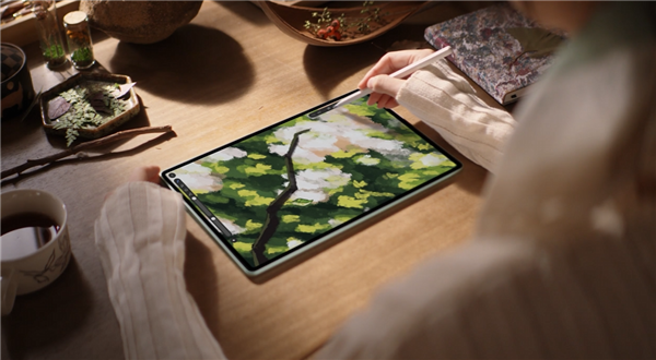 华为MatePad Pro 12.2 2025搭载麒麟9系芯：直接运行PC版WPS、剪映