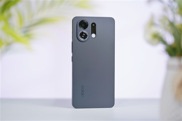 OPPO首款内置风扇手机！OPPO K13 Turbo Pro图赏