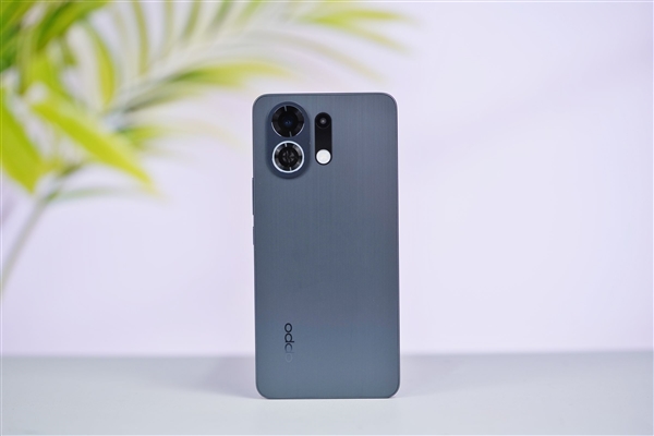 OPPO首款内置风扇手机！OPPO K13 Turbo Pro图赏