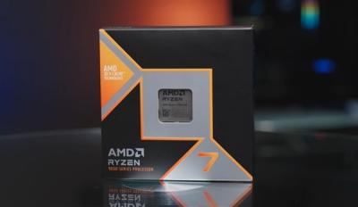 全球最快的游戏CPU！AMD 9800X3D降至历史最低价：现货-萌图百科