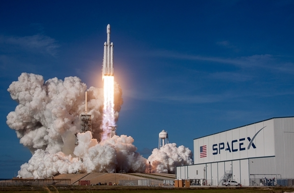 美审查SpaceX数十亿合同：主导地位令多数难取消-萌图百科