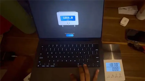 实在是厉害！MacBook触控板秒变电子秤：只需一款开源软件-萌图百科