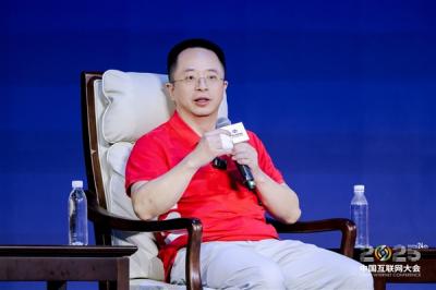 周鸿祎互联网大会谈智能体发展：所有行业都有机会被智能体重塑-萌图百科
