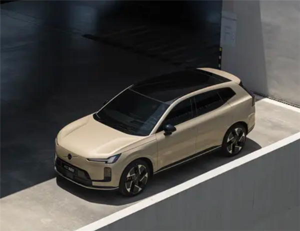 图片[7]-全新中型插混SUV！沃尔沃XC70官图首发：8月开启预售-萌图百科