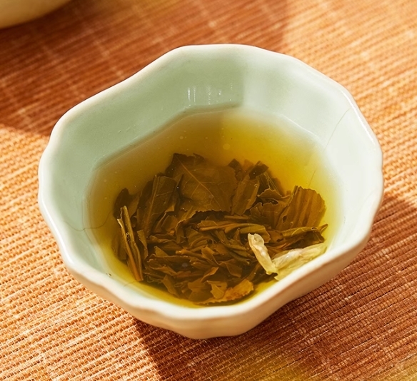 免费喝1两：江西老字号春蕾特级茉莉花茶4两24元大促