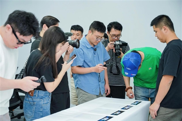 2025夏季旗舰新品技术分享会今日举行：新品配置拉满，打造影院机的画质