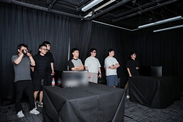 三色激光续写高亮传奇！当贝S7 Ultra Max发布会定档7月29日