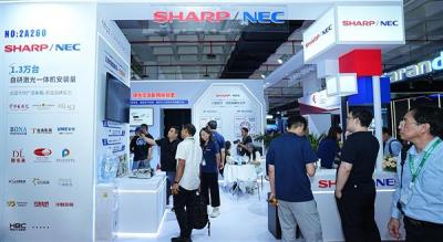 重构沉浸式观影体验 SHARP/NEC