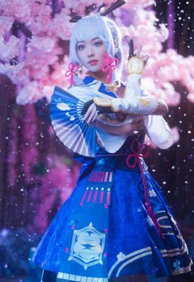 《原神》神里绫华cosplay-萌图百科