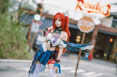 《崩坏3》希娜狄雅cosplay-萌图百科
