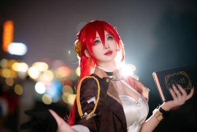 那个红发女人  崩坏星穹铁道 姬子 cos-萌图百科