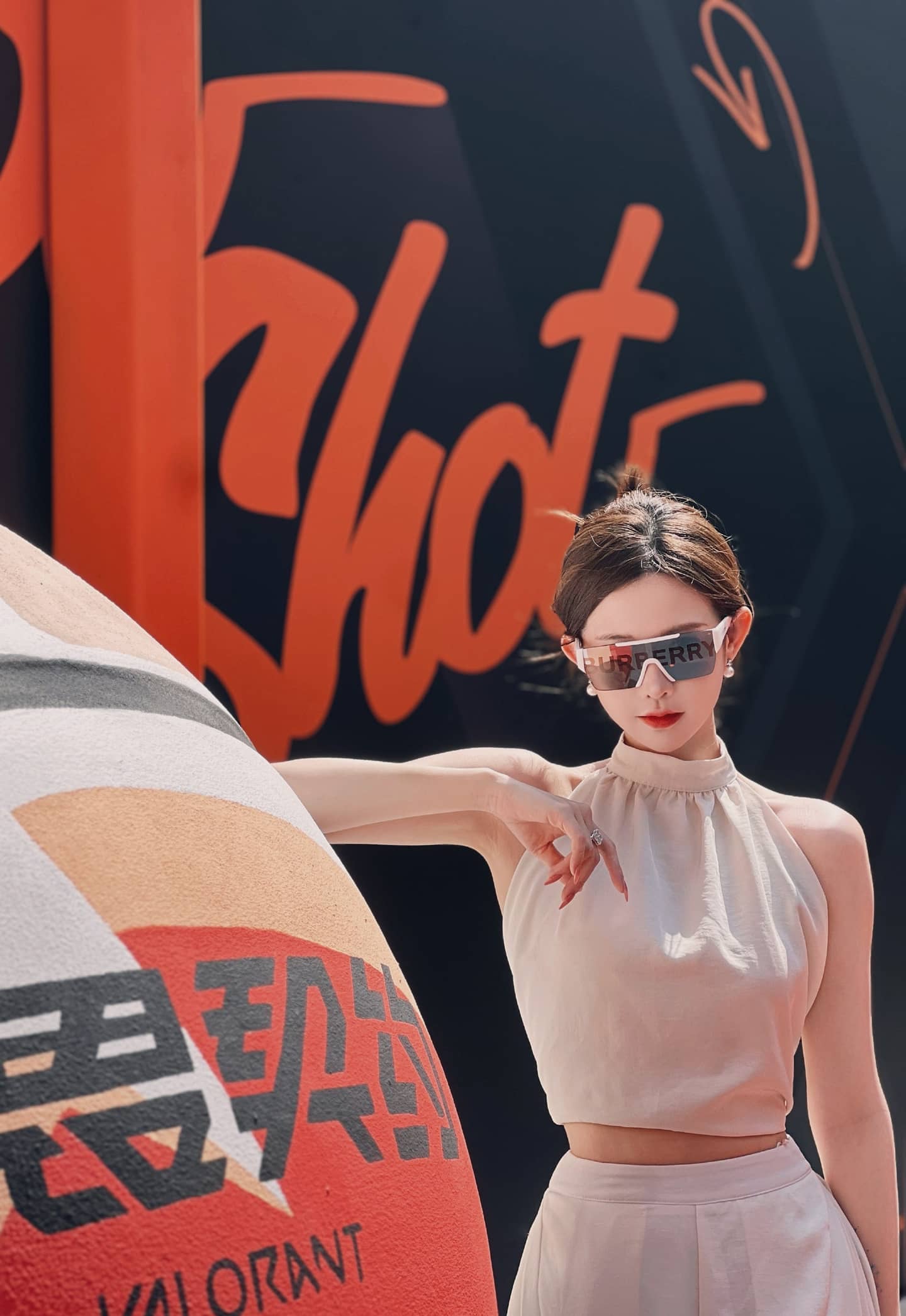 无畏契约高校运动季  写真-萌图百科