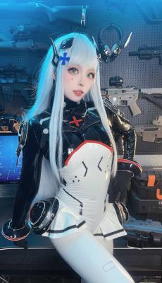 《少女前线2》HK416 - 子夜福音cosplay-萌图百科