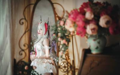 《明日方舟》W cosplay-萌图百科