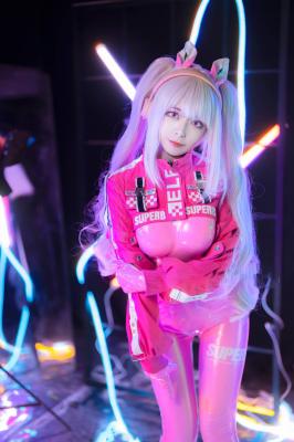 《nikke:胜利女神》爱丽丝cosplay-萌图百科