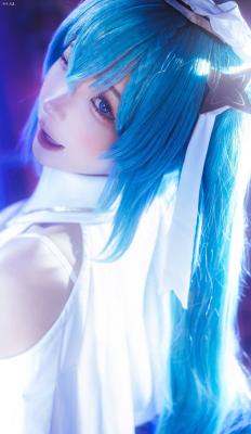 《初音》-萌图百科
