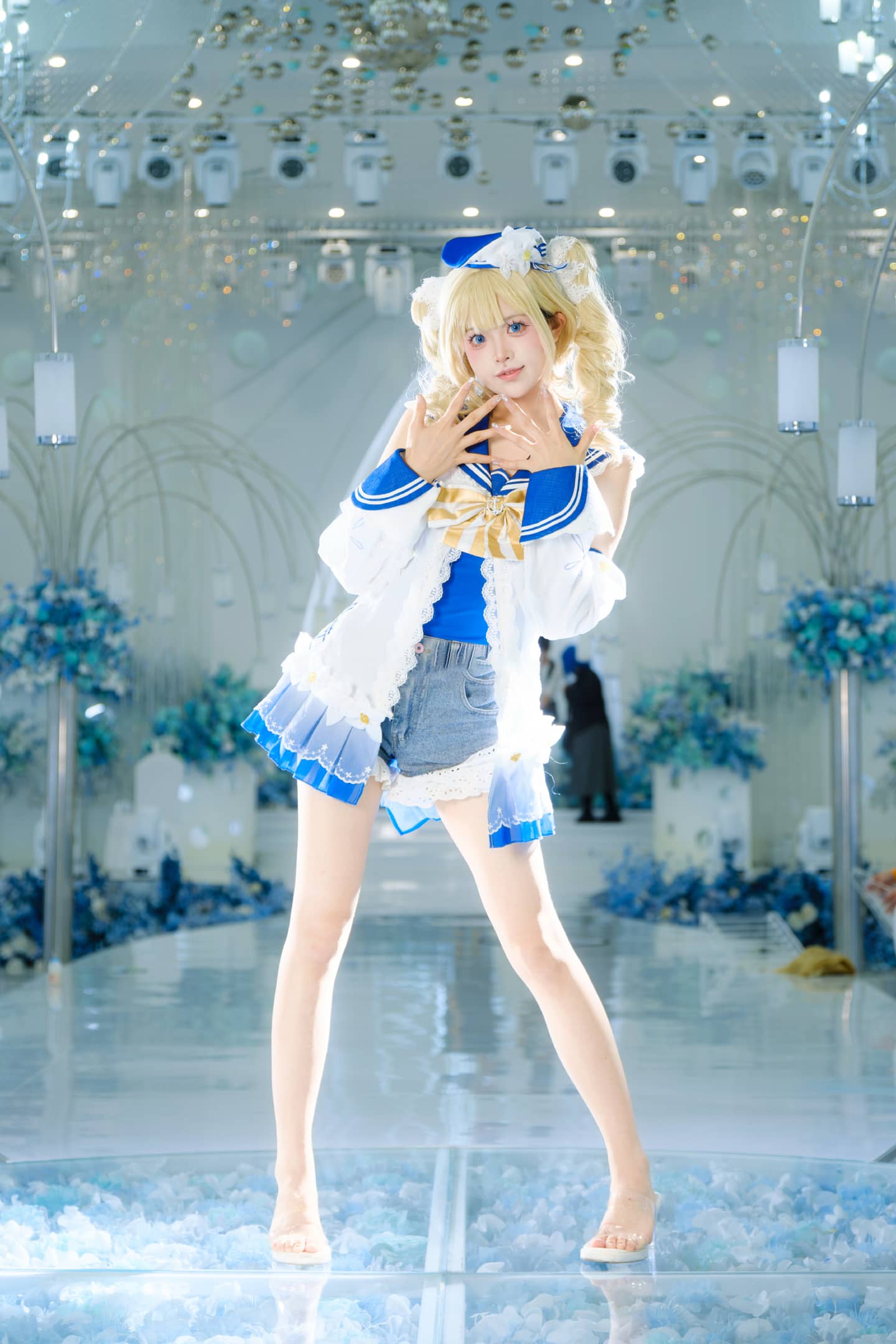 《原神》芭芭拉cosplay-萌图百科