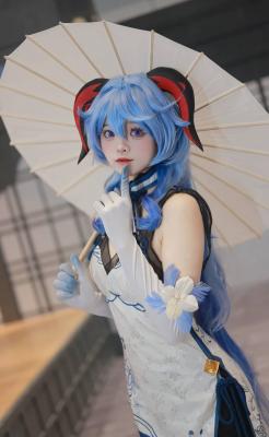 《原神》甘雨cosplay-萌图百科